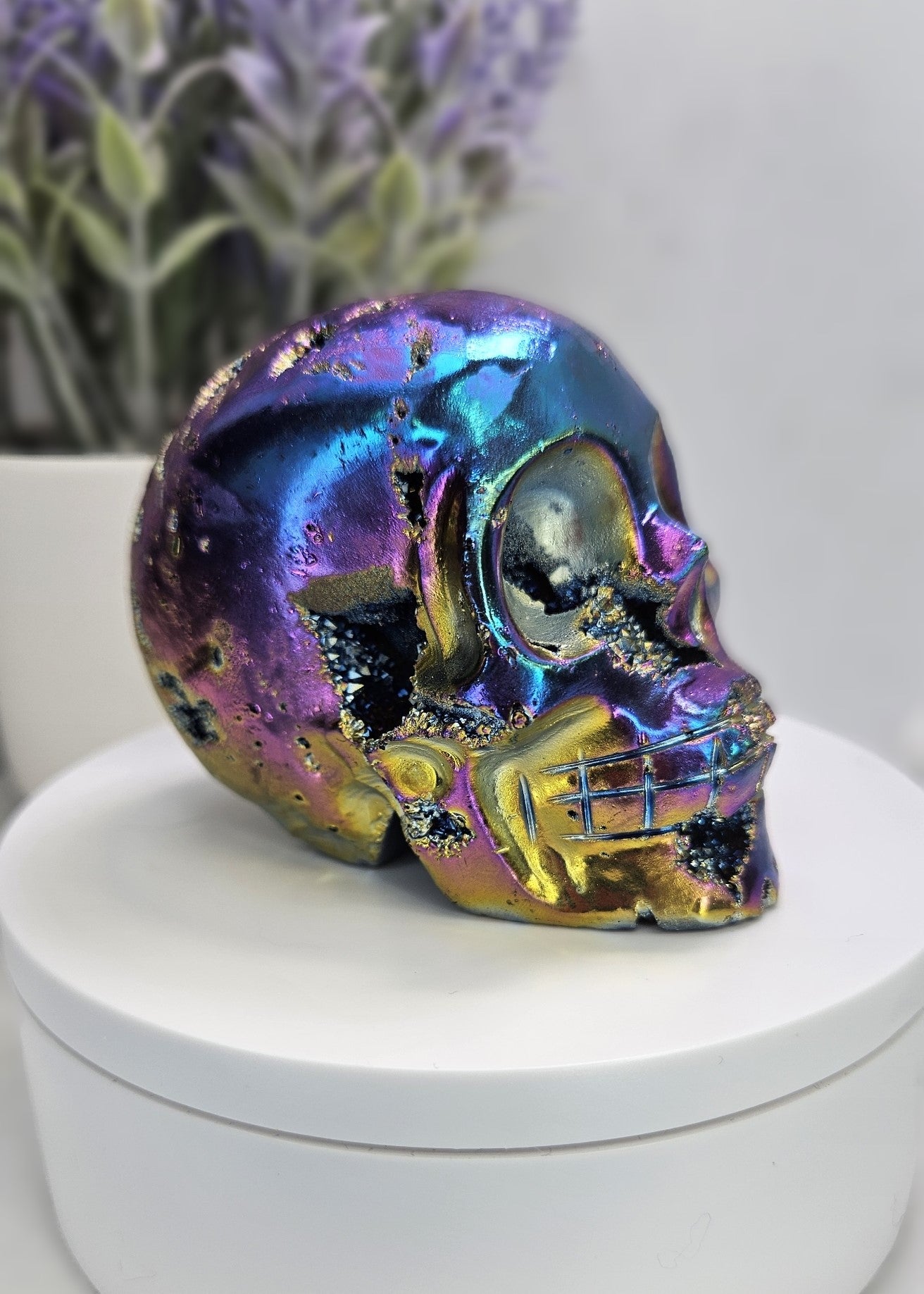 Obsidian Aura Crystal Skull Carving with Rainbow shien